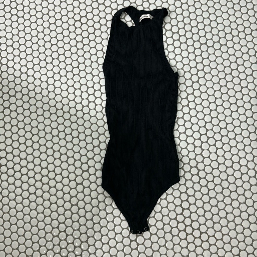 Abercrombie & Fitch black ribbed bodysuit size xs